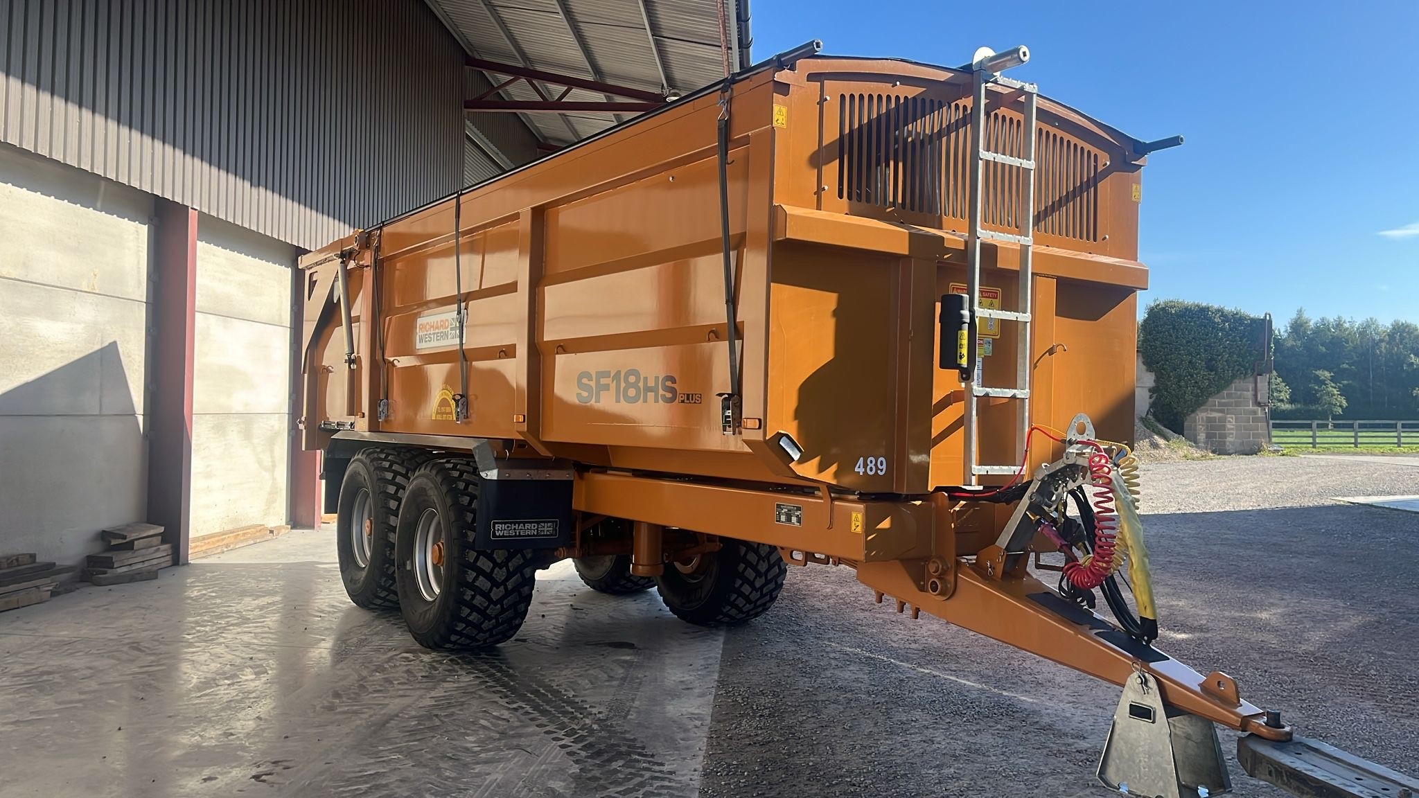 Richard Western 18-ton trailer